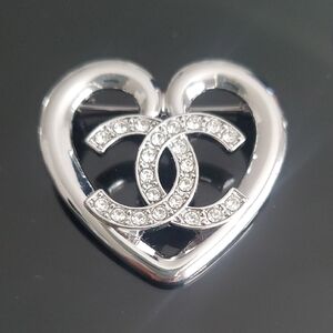 CHANEL Crystal Heart Brooch
